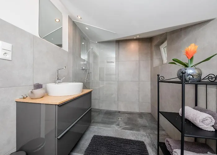 Apartment **** Auf Der Insel Rab Rab Town