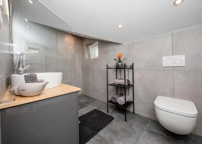 Apartment **** Auf Der Insel Rab